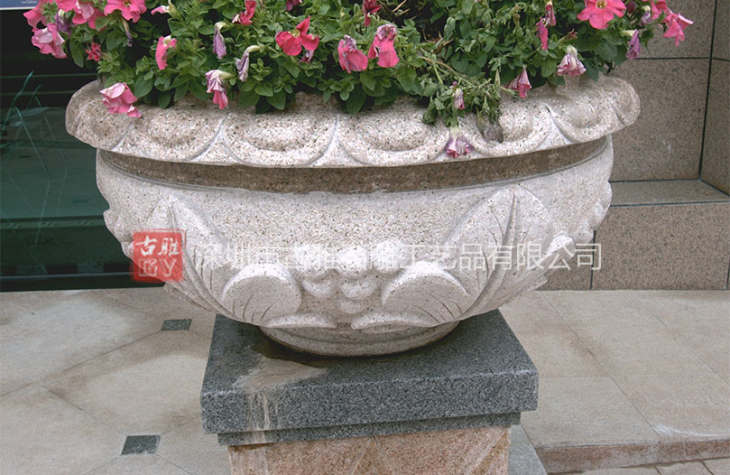 黄锈石花盆