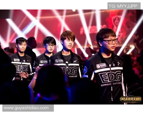 CSGO战术与EDG防反体系结合探讨S15赛季LOL战术创新与应用