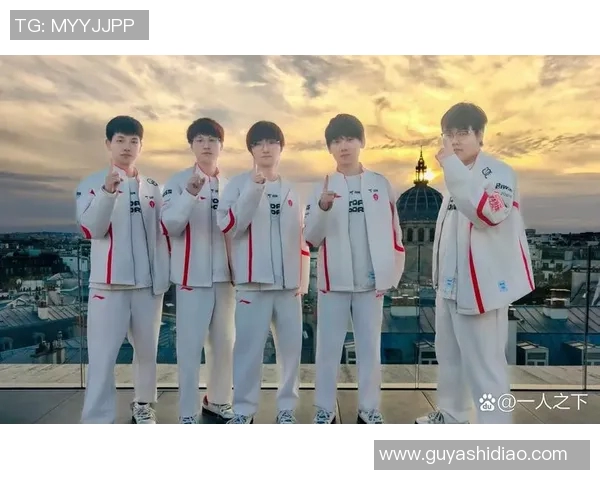 电竞全球总决赛TES团队协作表现深度解析与点评