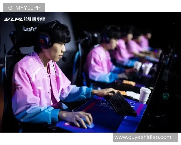 s15电竞总决赛CSGO战术解析BLG快攻体系的优势与应用探讨