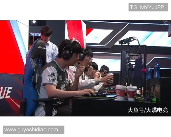 电竞数据电竞比分分析聚焦LNG战队近期状态与表现探讨